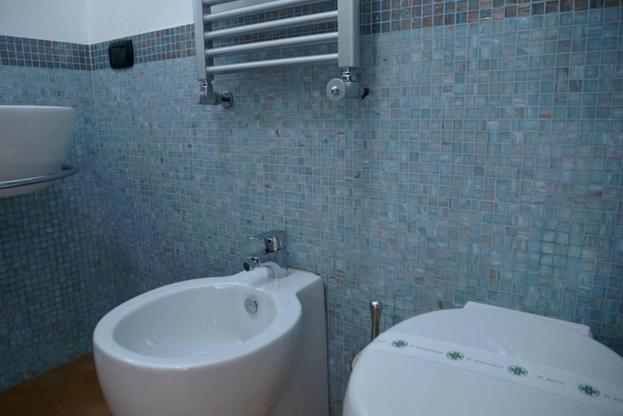 Blu Suites And Apartments Bari Esterno foto