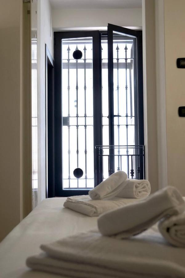 Blu Suites And Apartments Bari Esterno foto